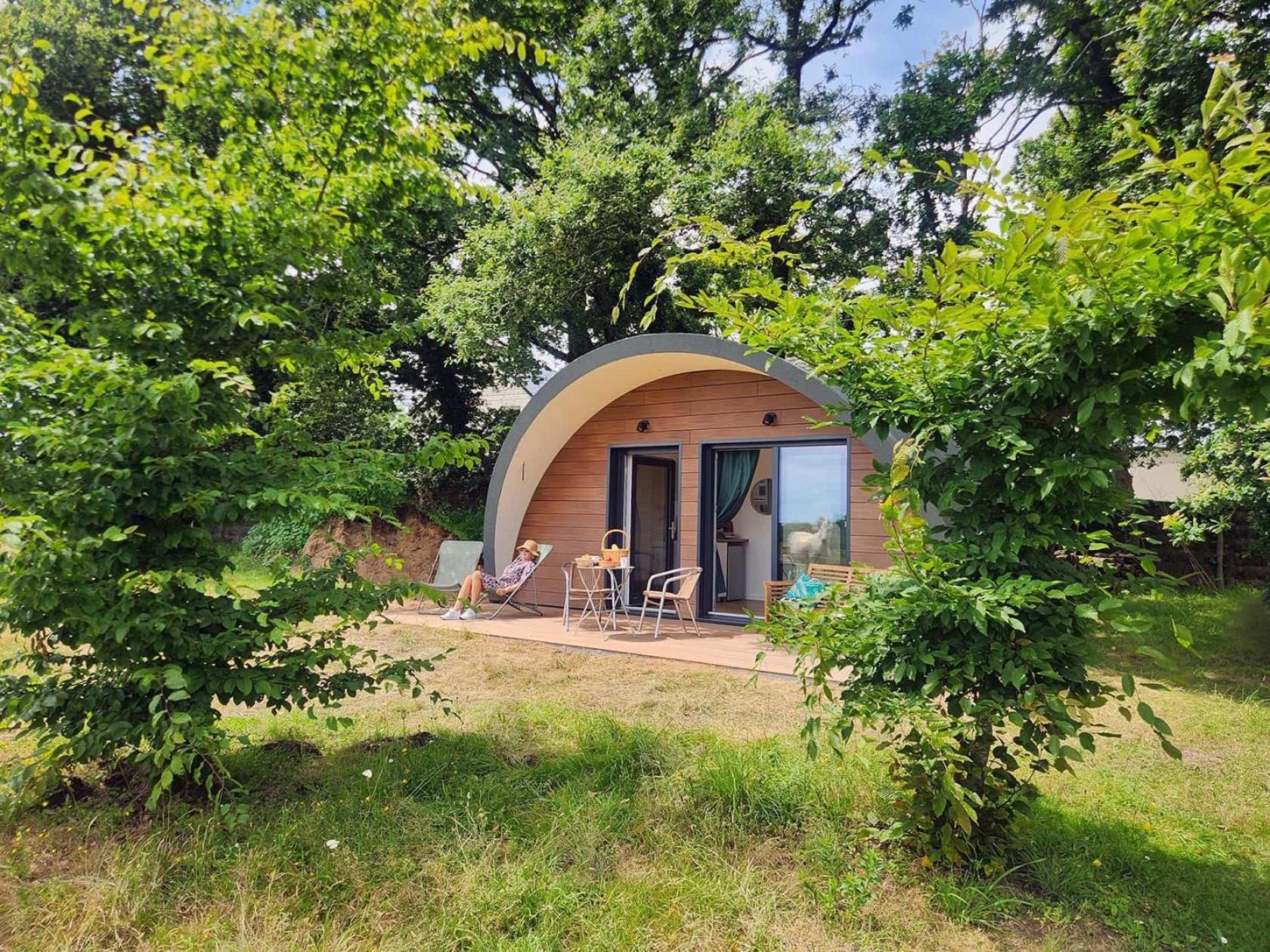 Gites & Tiny Houses Les Hauts De Toulvern Baden Camera foto