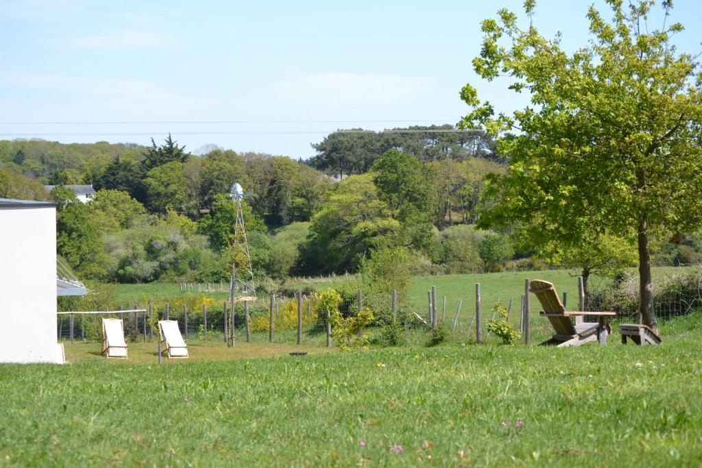 Gites & Tiny Houses Les Hauts De Toulvern Baden Camera foto