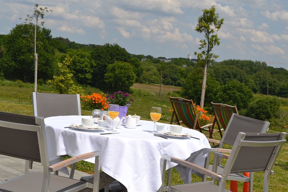 Gites & Tiny Houses Les Hauts De Toulvern Baden Esterno foto